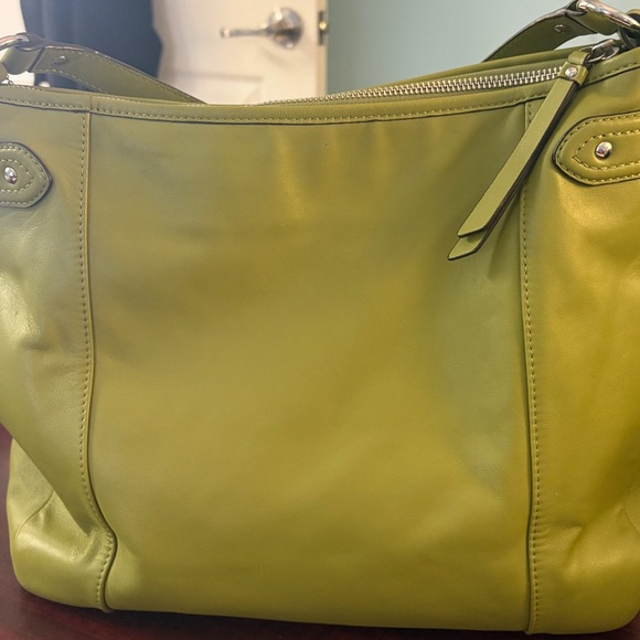 Coach 2013 Olive Leather Shoulder Bag - Picture 2 of 4